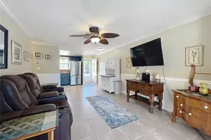 1412 SE Paradise Ave, Crystal River, FL 34429 - Photo 10