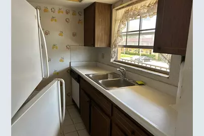 1845 S Highland Avenue #6-11, Largo, FL 33756 - Photo 10