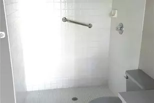 1003 Berkshire Ln, Tarpon Springs, FL 34688 - Photo 18