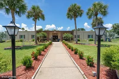 257 Pelican Drive N, Oldsmar, FL 34677 - Photo 2