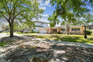 2607 S Bryant Cir, Tampa, FL 33629 - Photo 24