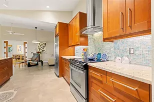 7201 15th Ct NE, Saint Petersburg, FL 33702 - Photo 16