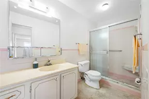 5660 80th St N, Saint Petersburg, FL 33709 - Photo 32