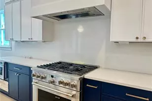 803 W Woodlawn Ave, Tampa, FL 33603 - Photo 8