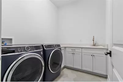 803 W Woodlawn Avenue, Tampa, FL 33603 - Photo 24