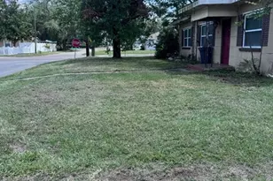 1211 NE 4th St, Mulberry, FL 33860 - Photo 22