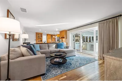 935 Eden Isle Drive NE, Saint Petersburg, FL 33704 - Photo 28