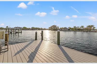 935 Eden Isle Drive NE, Saint Petersburg, FL 33704 - Photo 66