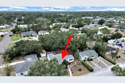 235 38th Street S, Saint Petersburg, FL 33711 - Photo 2
