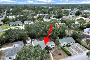 235 38th St S, Saint Petersburg, FL 33711 - Photo 2