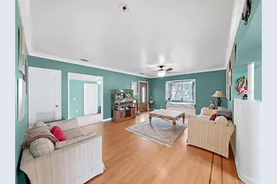 235 38th Street S, Saint Petersburg, FL 33711 - Photo 8