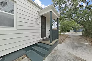 235 38th St S, Saint Petersburg, FL 33711 - Photo 30