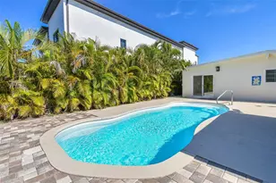 3210 E Maritana Dr, Saint Pete Beach, FL 33706 - Photo 36