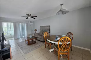 13813 Mission Oaks Blvd, Seminole, FL 33776 - Photo 12