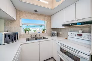 18650 Gulf Blvd, Indian Shores, FL 33785 - Photo 16