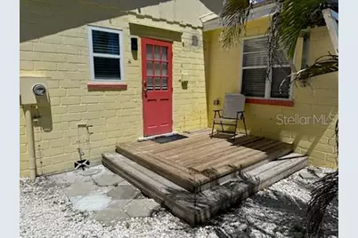 8050 Bayshore Drive, Treasure Island, FL 33706 - Photo 22