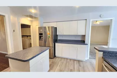 2113 E Del Webb Boulevard, Sun City Center, FL 33573 - Photo 14