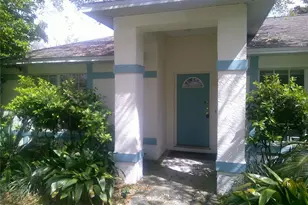 6434 Laurelwood Dr, Zephyrhills, FL 33542 - Photo 2