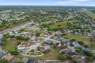 8975 Southern Charm Cir, Brooksville, FL 34613 - Photo 34