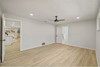 1905 Oro Court, Clearwater, FL 33764 - Photo 14