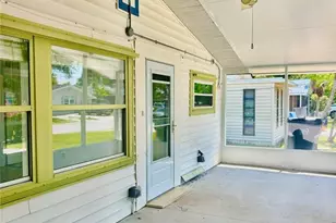 4485 49th Ave N, Saint Petersburg, FL 33714 - Photo 4