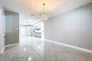 7609 Barry Rd, Tampa, FL 33615 - Photo 10