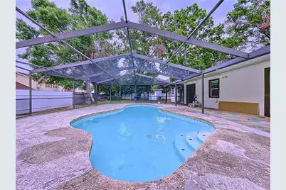 7609 Barry Road, Tampa, FL 33615 - Photo 74