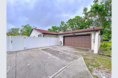 7609 Barry Road, Tampa, FL 33615 - Photo 78