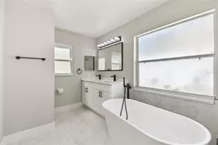 133 Grovepark Dr, Davenport, FL 33837 - Photo 12