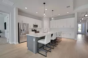 34516 Heavenly Ln, Dade City, FL 33525 - Photo 6