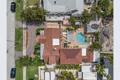 806 Narcissus Avenue, Clearwater Beach, FL 33767 - Photo 54