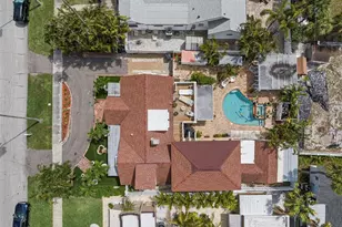 806 Narcissus Ave, Clearwater Beach, FL 33767 - Photo 54