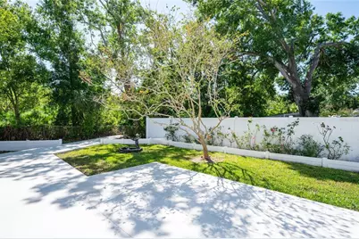 3302 W Caracas Street, Tampa, FL 33614 - Photo 28