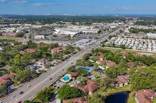 2685 Sabal Springs Cir, Clearwater, FL 33761 - Photo 34