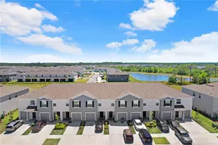 32978 Tulip Petal Ln, Wesley Chapel, FL 33545 - Photo 30