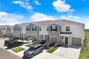 32978 Tulip Petal Ln, Wesley Chapel, FL 33545 - Photo 28