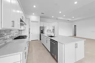 5958 Talon Preserve Dr, Nokomis, FL 34275 - Photo 6