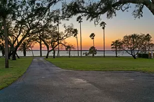 147 & 139 Edgewater Dr, Dunedin, FL 34698 - Photo 1