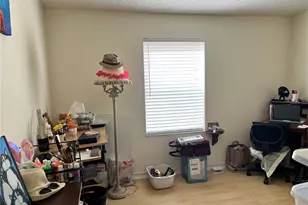 357 Mount Saxon Ave NE, Saint Petersburg, FL 33702 - Photo 22