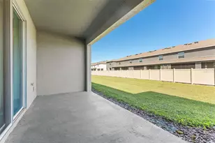 33105 Major Oak Dr, Wesley Chapel, FL 33545 - Photo 30