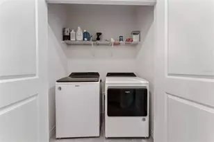 33105 Major Oak Dr, Wesley Chapel, FL 33545 - Photo 28