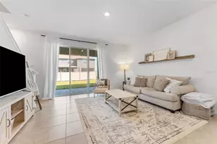 33105 Major Oak Dr, Wesley Chapel, FL 33545 - Photo 10