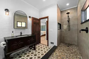 6213 12th Ave S, Gulfport, FL 33707 - Photo 18