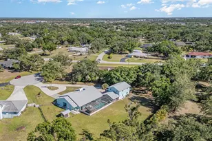 1305 Greenfield Cir, Venice, FL 34292 - Photo 40