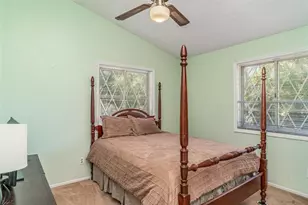 1305 Greenfield Cir, Venice, FL 34292 - Photo 26
