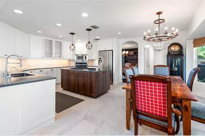 6315 Marbella Boulevard, Apollo Beach, FL 33572 - Photo 12