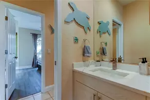 1661 Seabreeze Dr, Tarpon Springs, FL 34689 - Photo 54