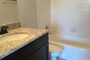10200 Gandy Blvd N, Saint Petersburg, FL 33702 - Photo 8