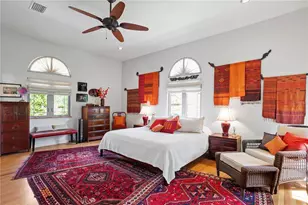 2421 Brevard Rd NE, Saint Petersburg, FL 33704 - Photo 18