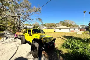 318 Banana St, Tarpon Springs, FL 34689 - Photo 24